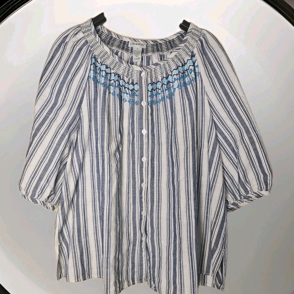 CATHERINES Plus Gray/White striped floral embroidered Print Blouse Sz 1X  boho - Picture 1 of 7